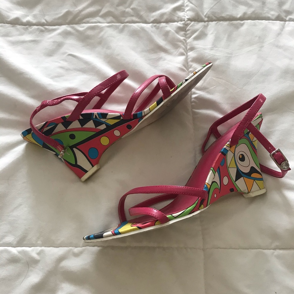 Platform sandals